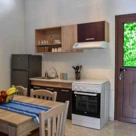 Celeste House Myrties Екстер'єр фото