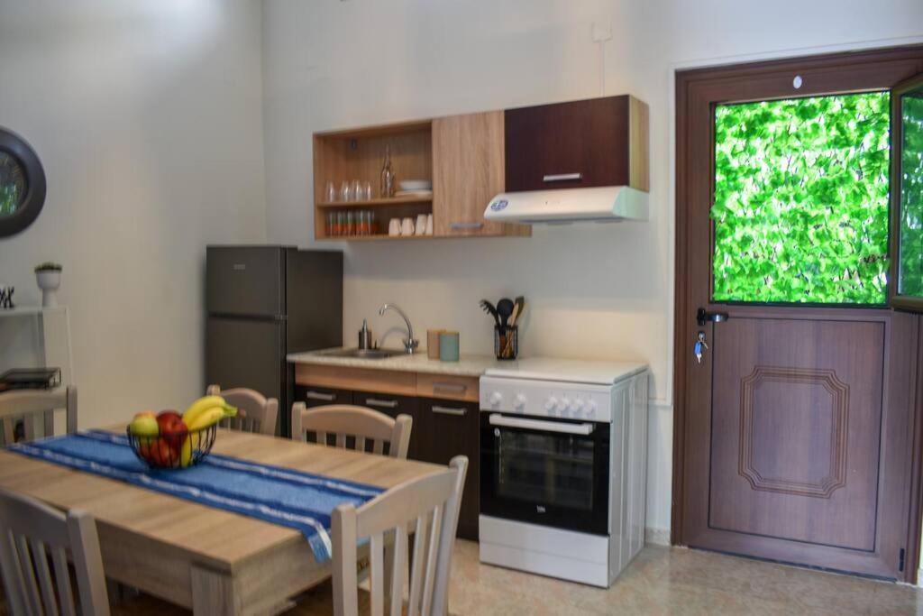 Celeste House Myrties Екстер'єр фото